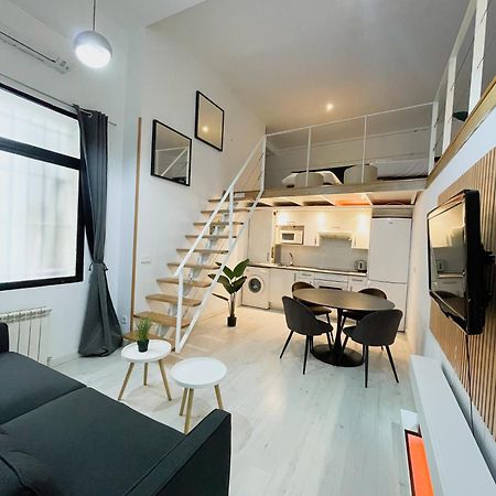 マドリードCarretas Duplex Interiorアパートメント エクステリア 写真